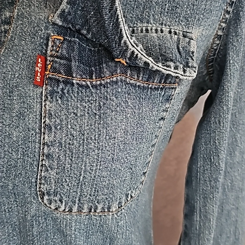 Levi's Dry Goods Vintage Denim Button Down Shirt - Picture 9 of 10
